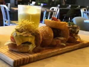 Deliciosas "Hamburguesas" no Papacho´s em Cusco